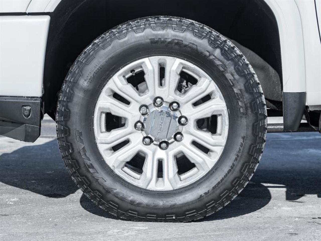 2023 GMC Sierra 2500 Crew Cab 4x4 Denali Standard Box Photo3