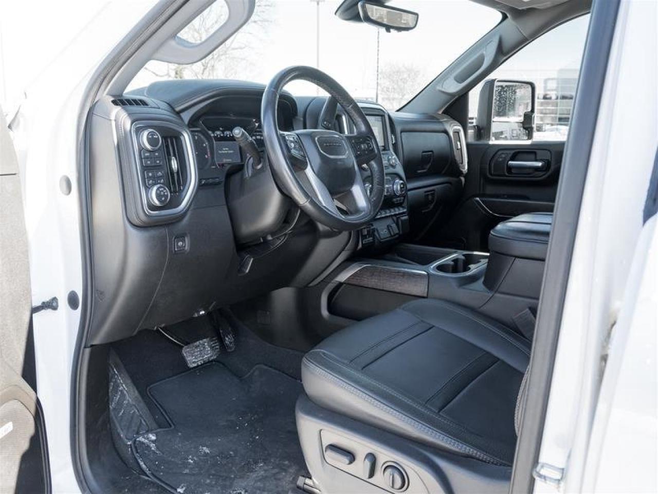 2023 GMC Sierra 2500 Crew Cab 4x4 Denali Standard Box Photo