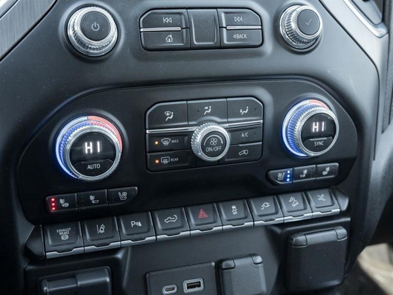 2023 GMC Sierra 2500 Crew Cab 4x4 Denali Standard Box Photo