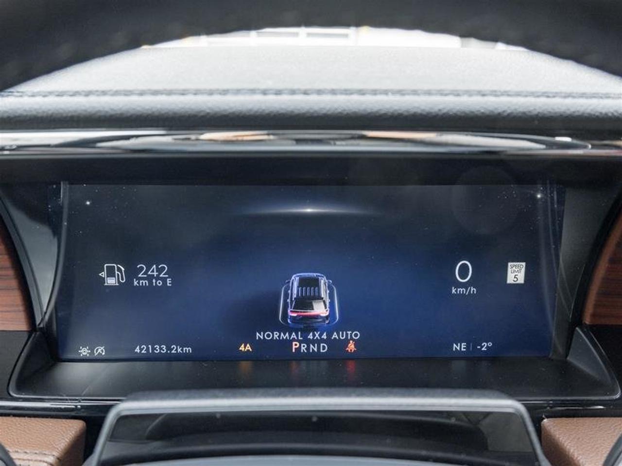 2024 Lincoln Navigator L Reserve 4x4 Photo