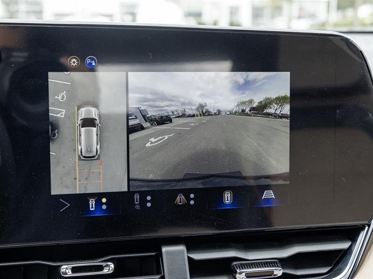 2026 Chevrolet Equinox ACTIV Photo