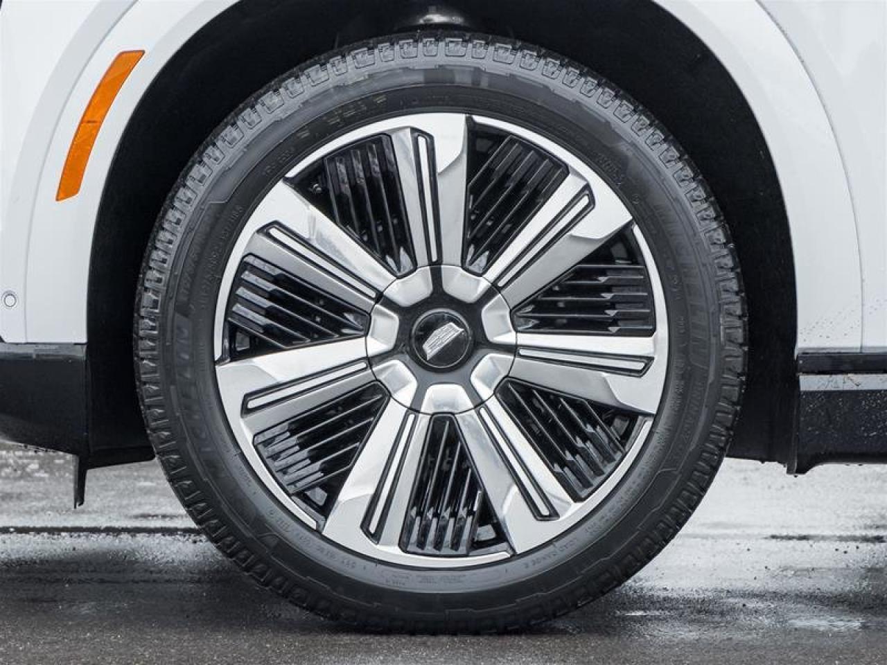 2026 Cadillac Escalade IQ Premium Luxury Photo4