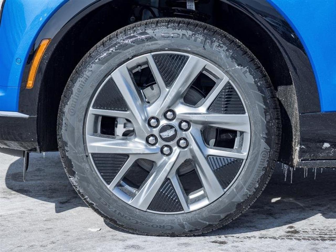 2026 Cadillac OPTIQ Luxury Photo