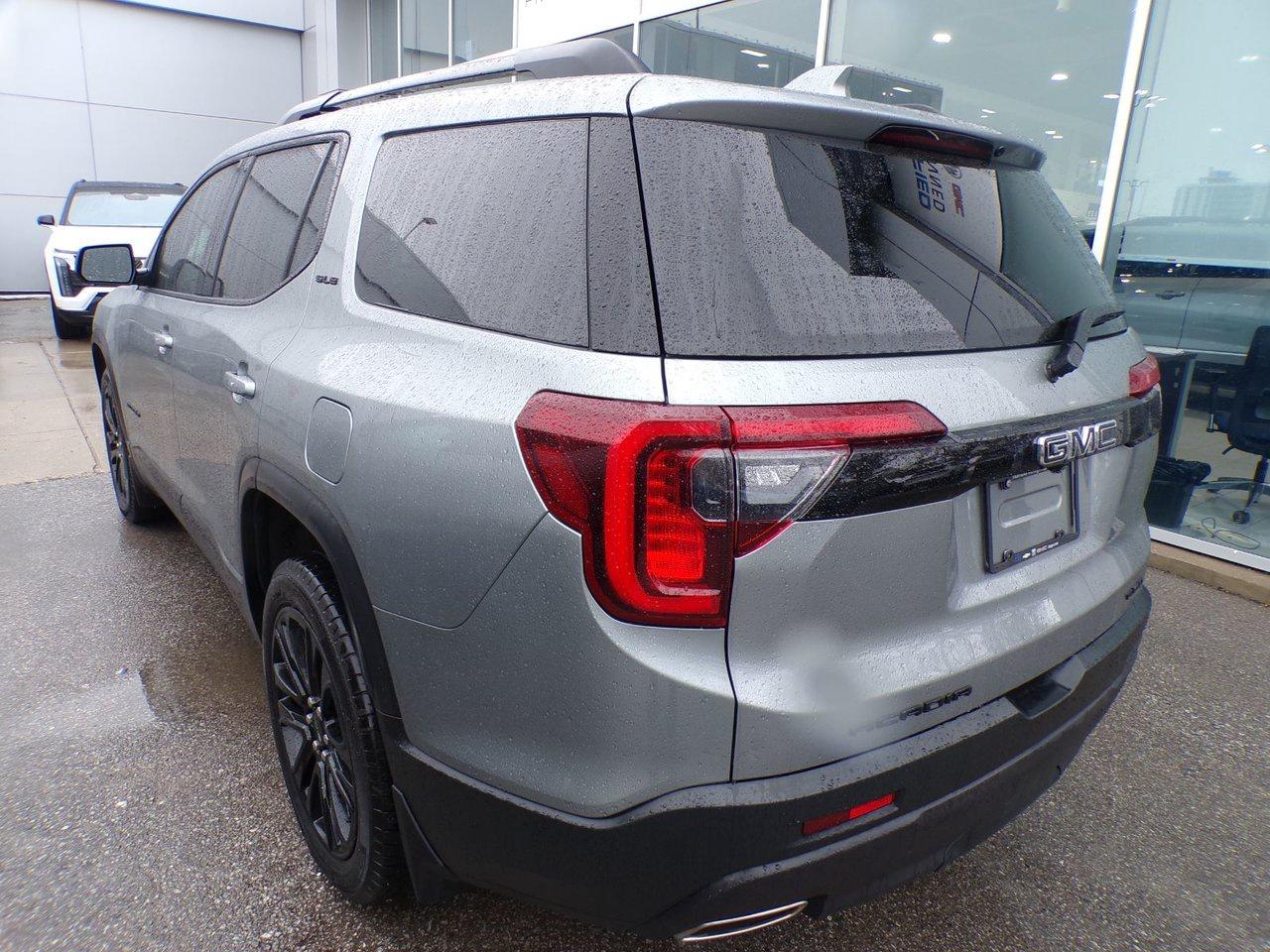 2023 GMC Acadia AWD SLE Photo