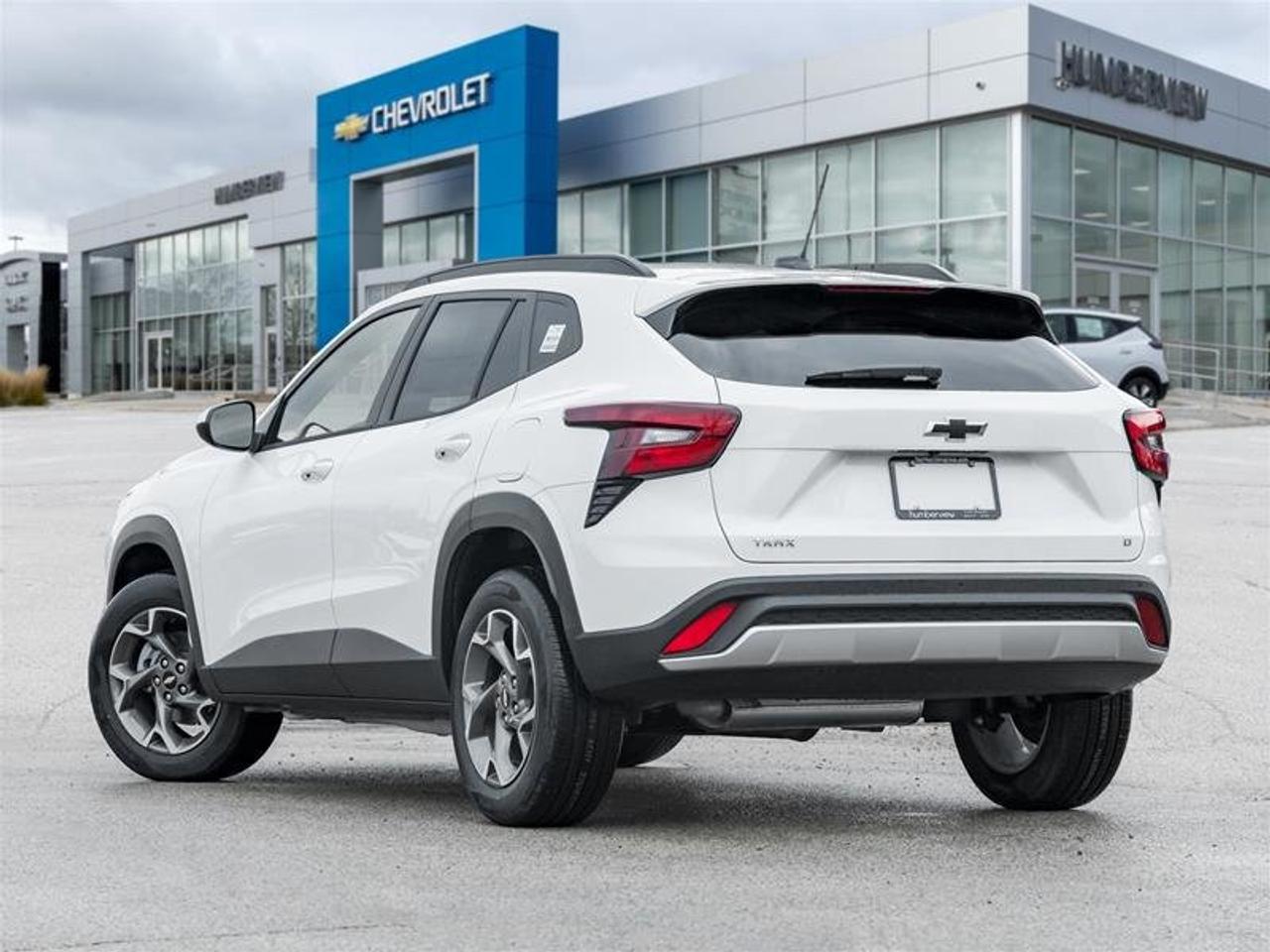 2026 Chevrolet Trax LT Photo4