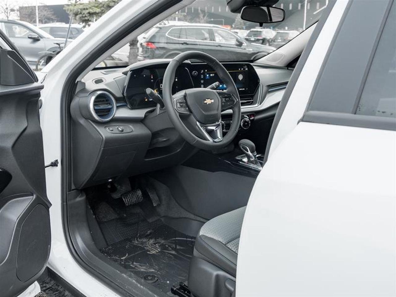 2026 Chevrolet Trax LT Photo