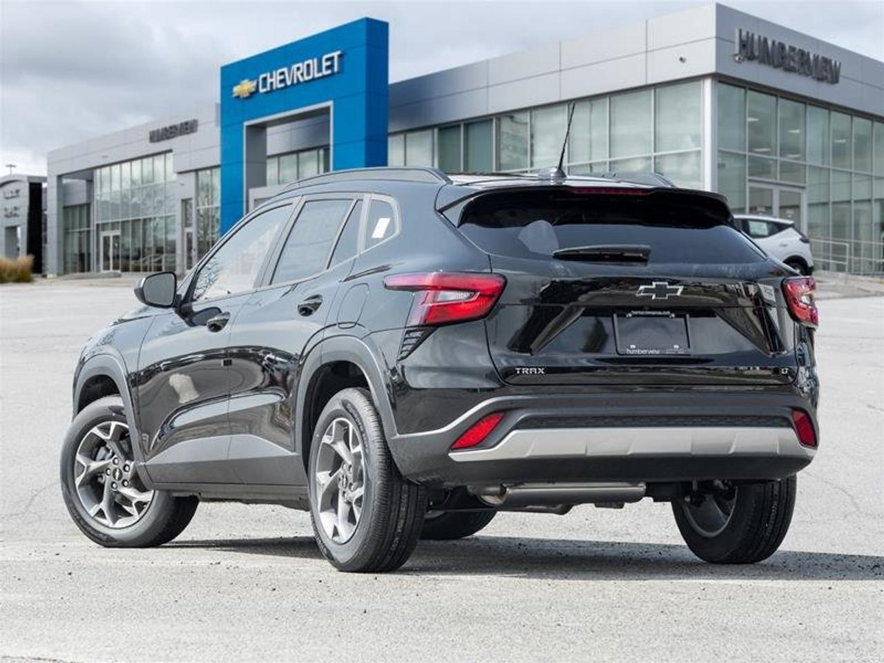 2026 Chevrolet Trax LT Photo4