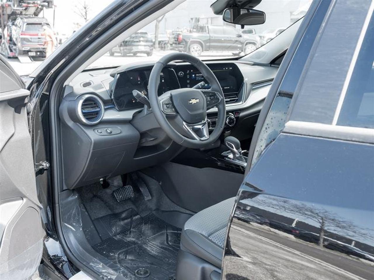 2026 Chevrolet Trax LT Photo