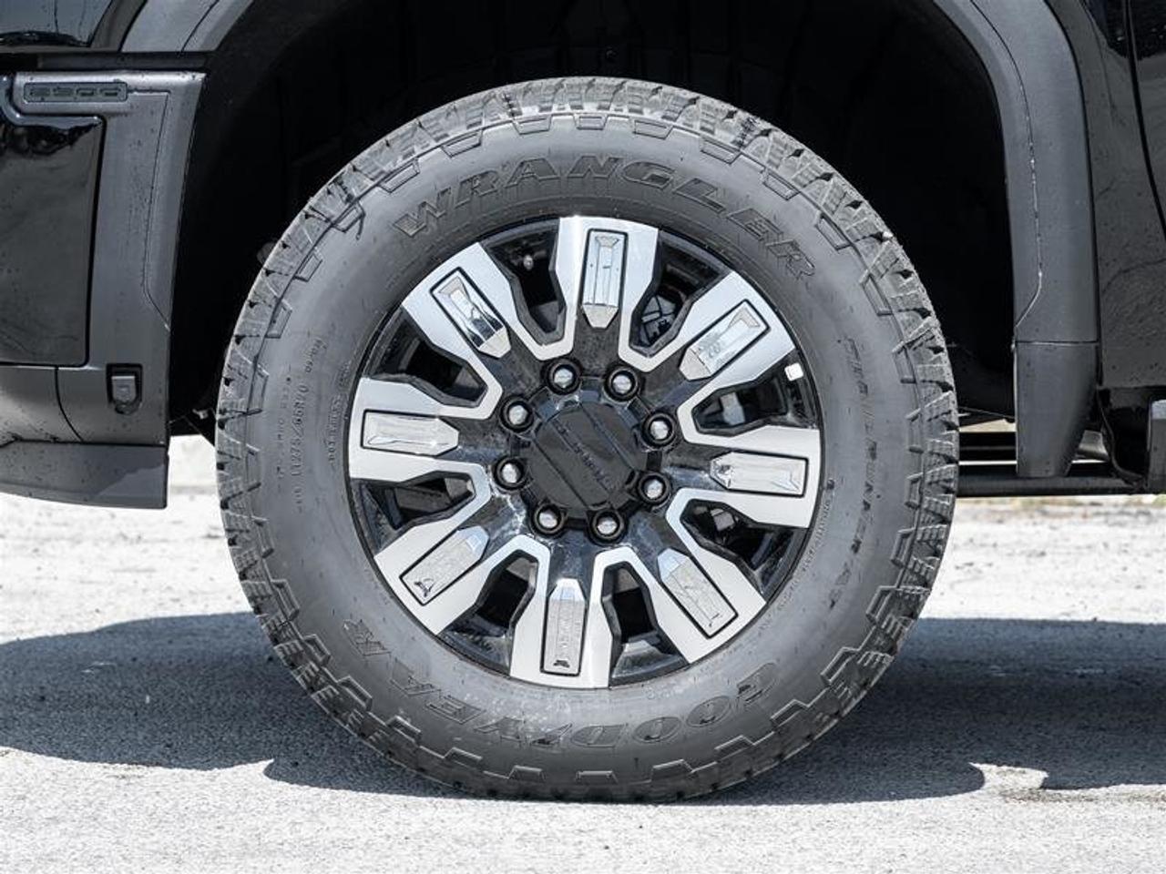 2026 GMC SIERRA 2500HD Crew Cab Standard Box 4-Wheel Drive Denali Photo