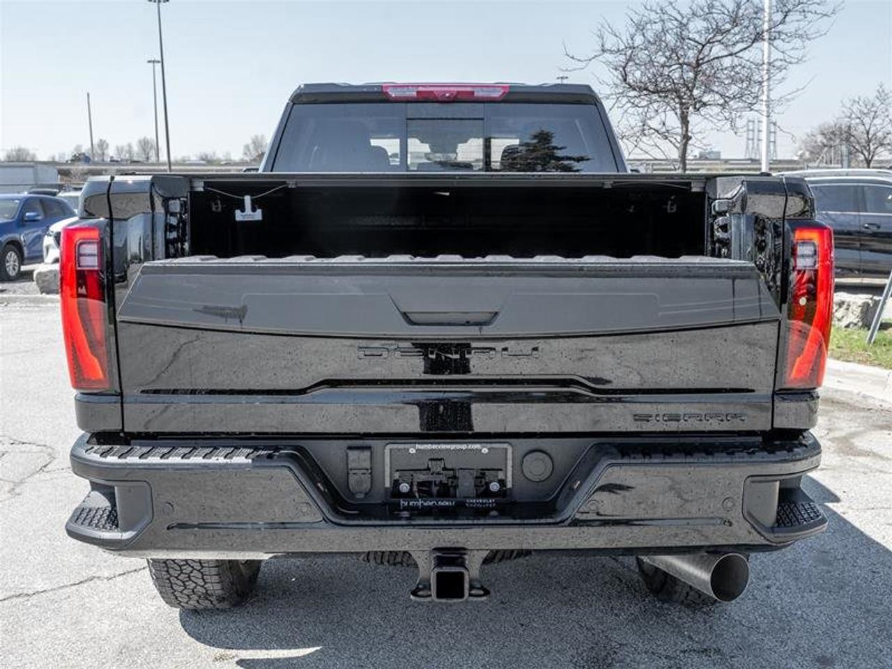 2026 GMC SIERRA 2500HD Crew Cab Standard Box 4-Wheel Drive Denali Photo