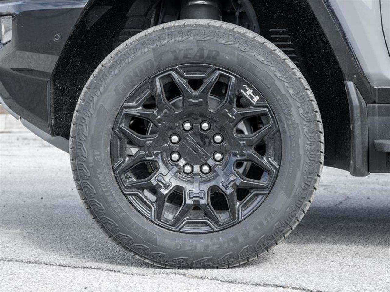 2026 GMC HUMMER EV SUV 2X Photo