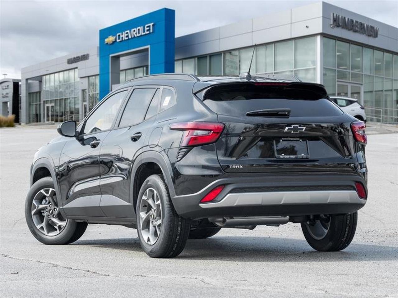 2026 Chevrolet Trax LT Photo4