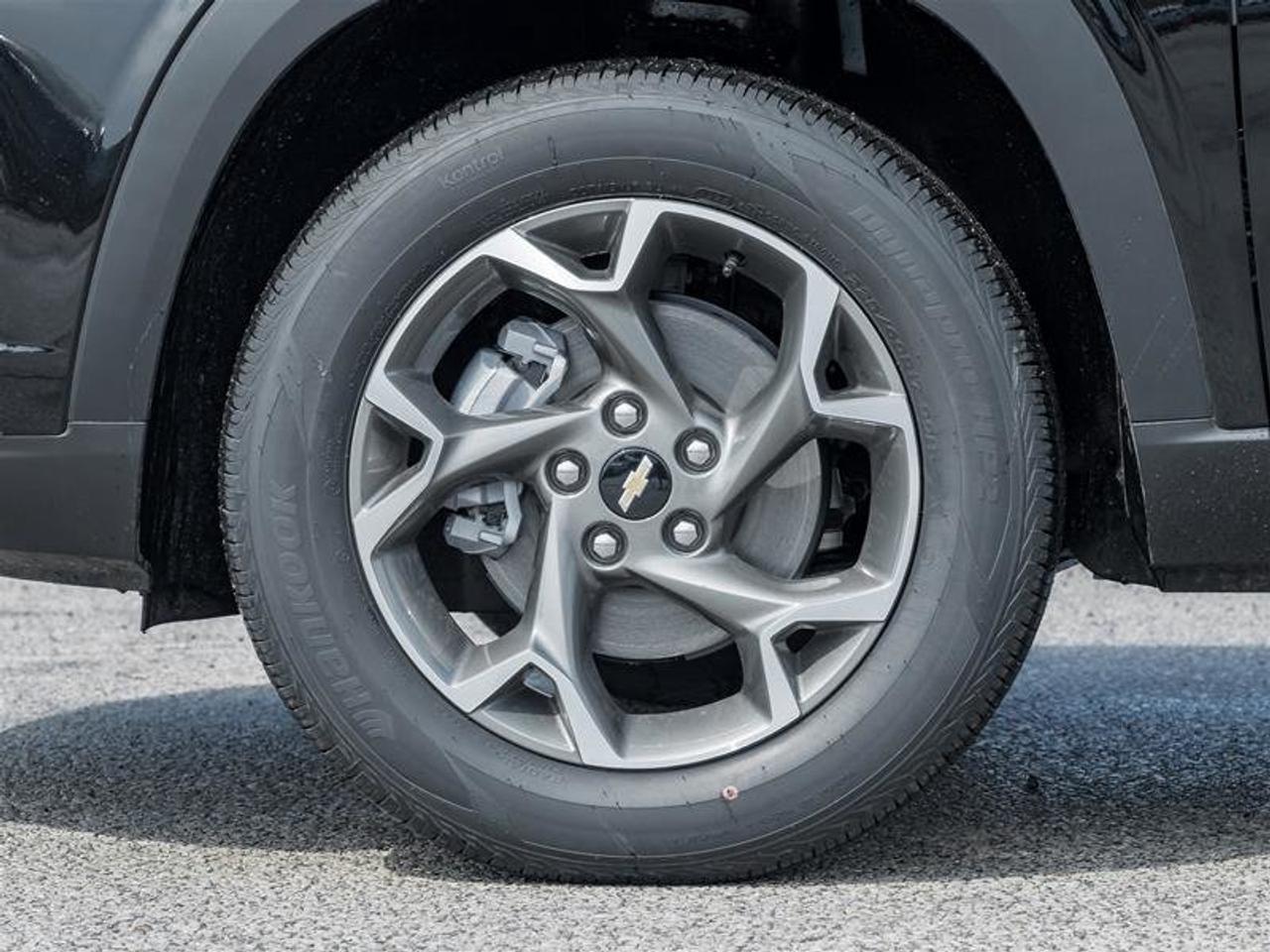 2026 Chevrolet Trax LT Photo3