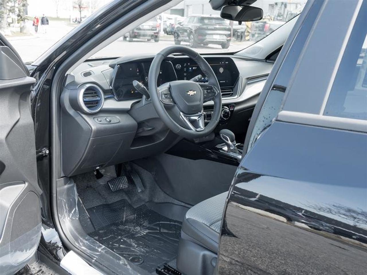 2026 Chevrolet Trax LT Photo