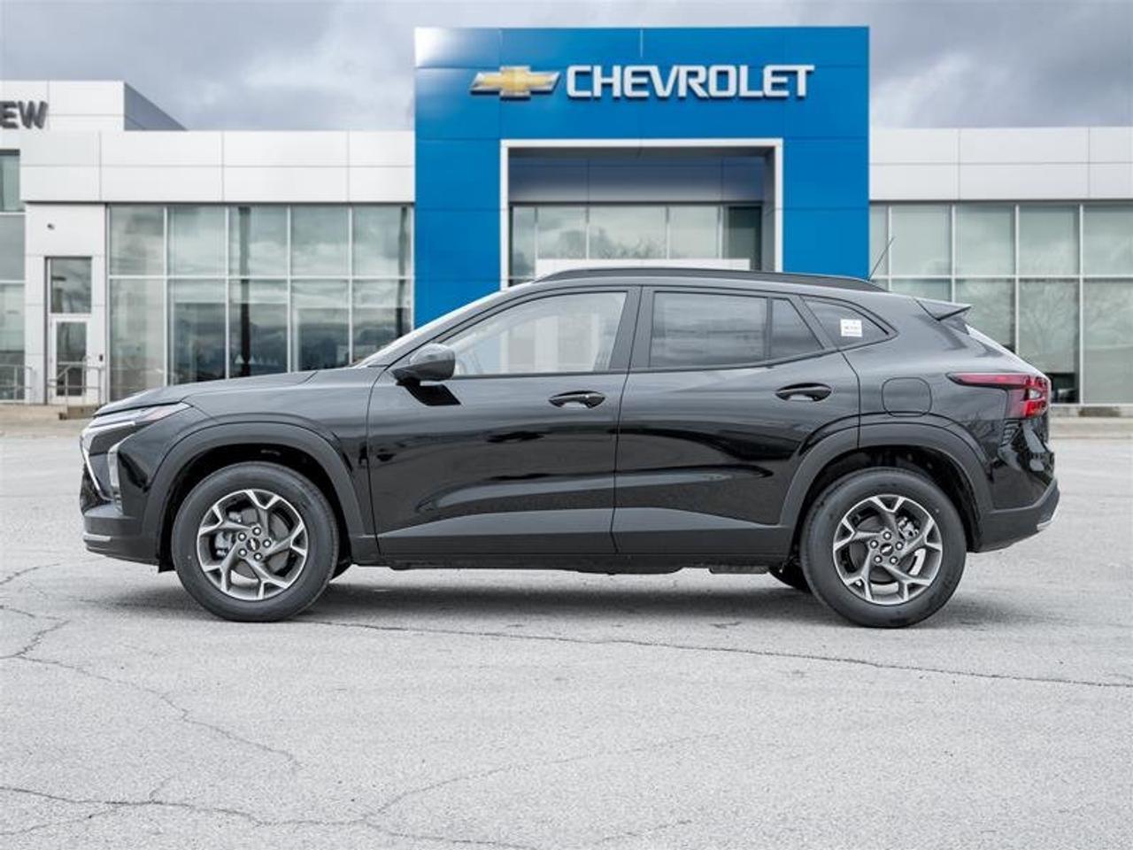 2026 Chevrolet Trax LT Photo2