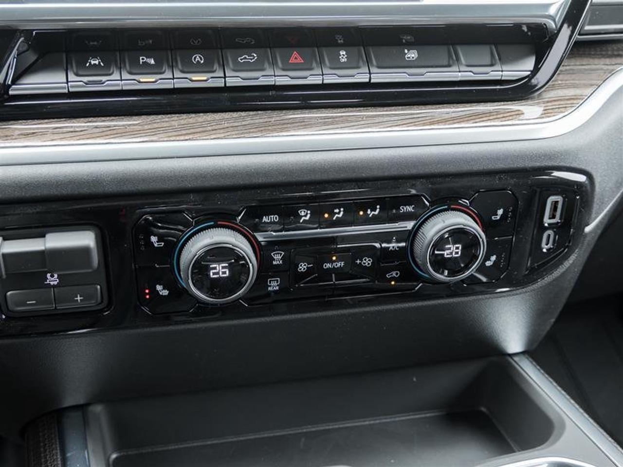 2026 Chevrolet Silverado 1500 RST Photo