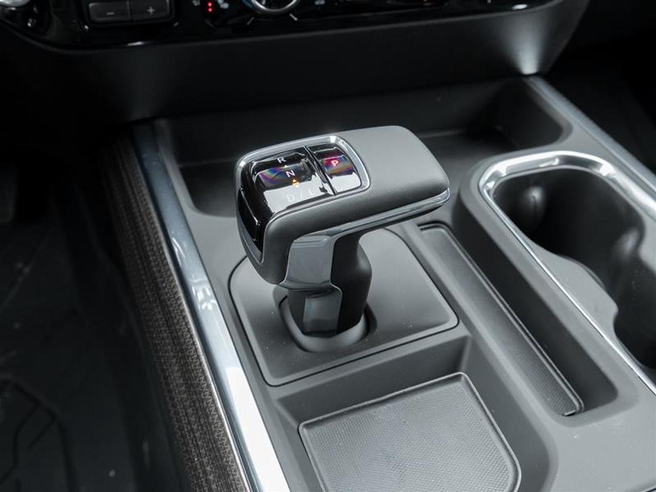 2026 Chevrolet Silverado 1500 RST Photo