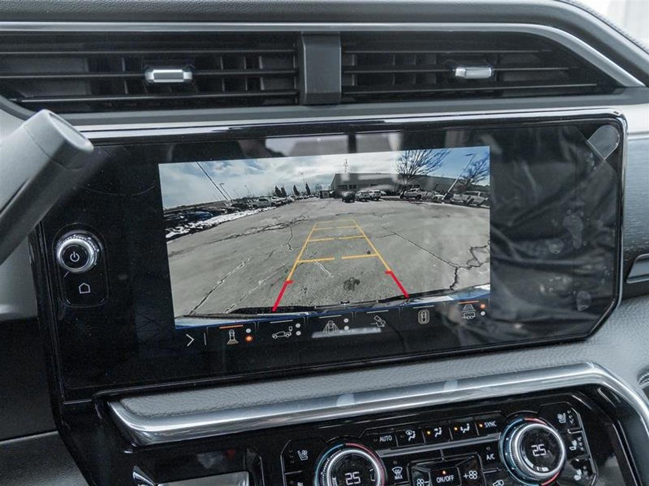 2026 GMC Sierra 2500 HD DENALI Photo