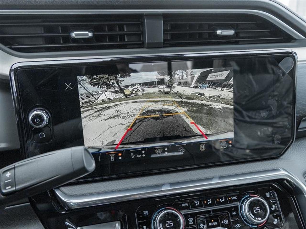 2026 GMC Sierra 2500 HD DENALI Photo2