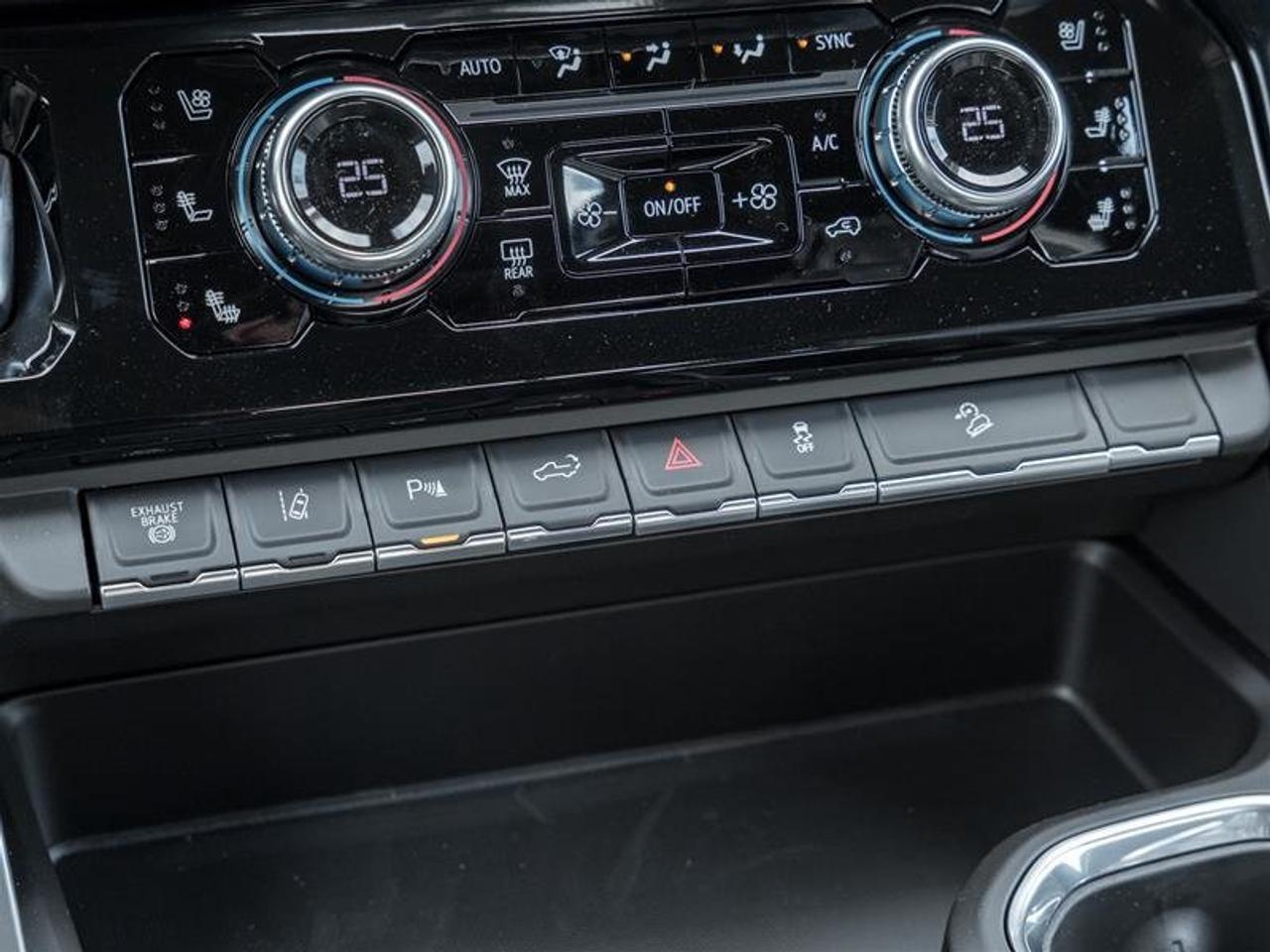 2026 GMC Sierra 2500 HD DENALI Photo