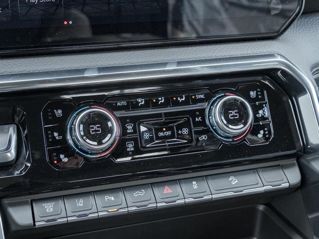 2026 GMC Sierra 2500 HD DENALI Photo