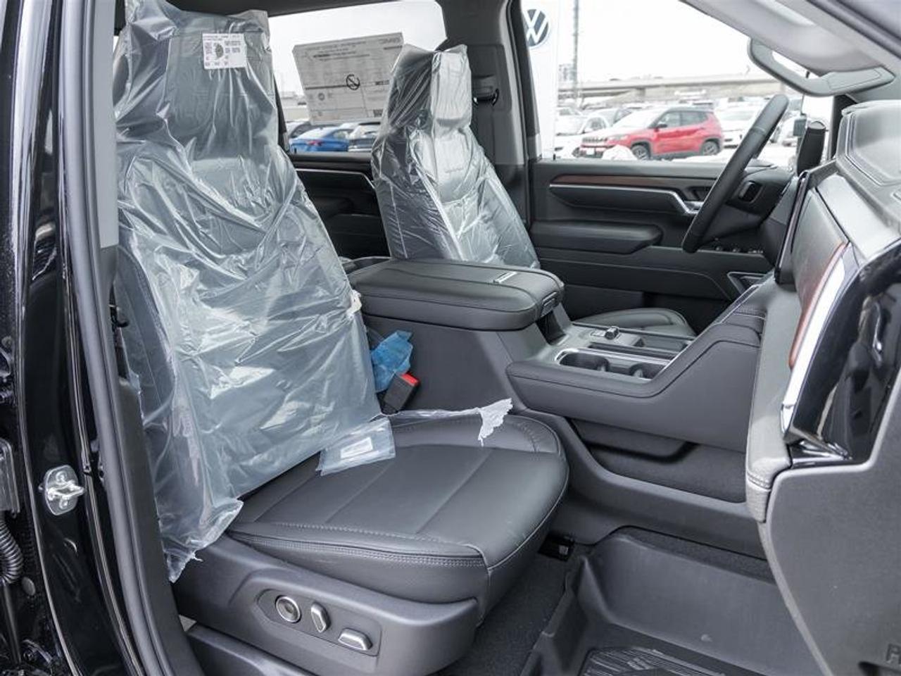 2026 GMC Sierra 2500 HD DENALI Photo