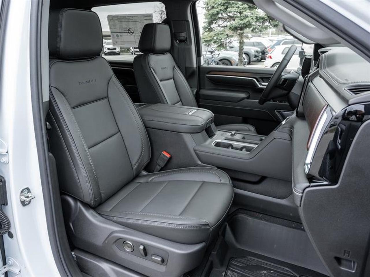 2026 GMC Sierra 2500 HD DENALI Photo