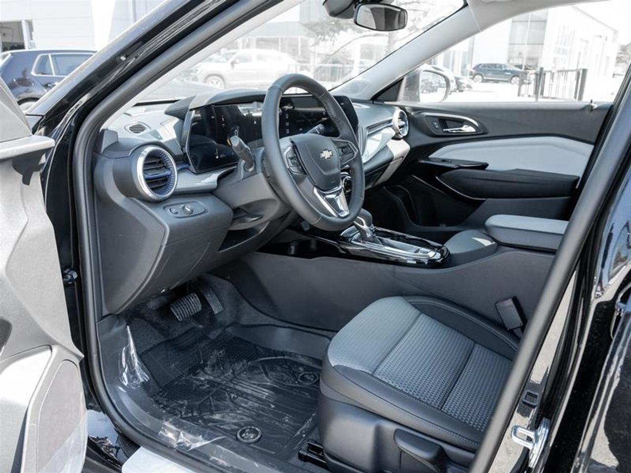 2026 Chevrolet Trax LT Photo