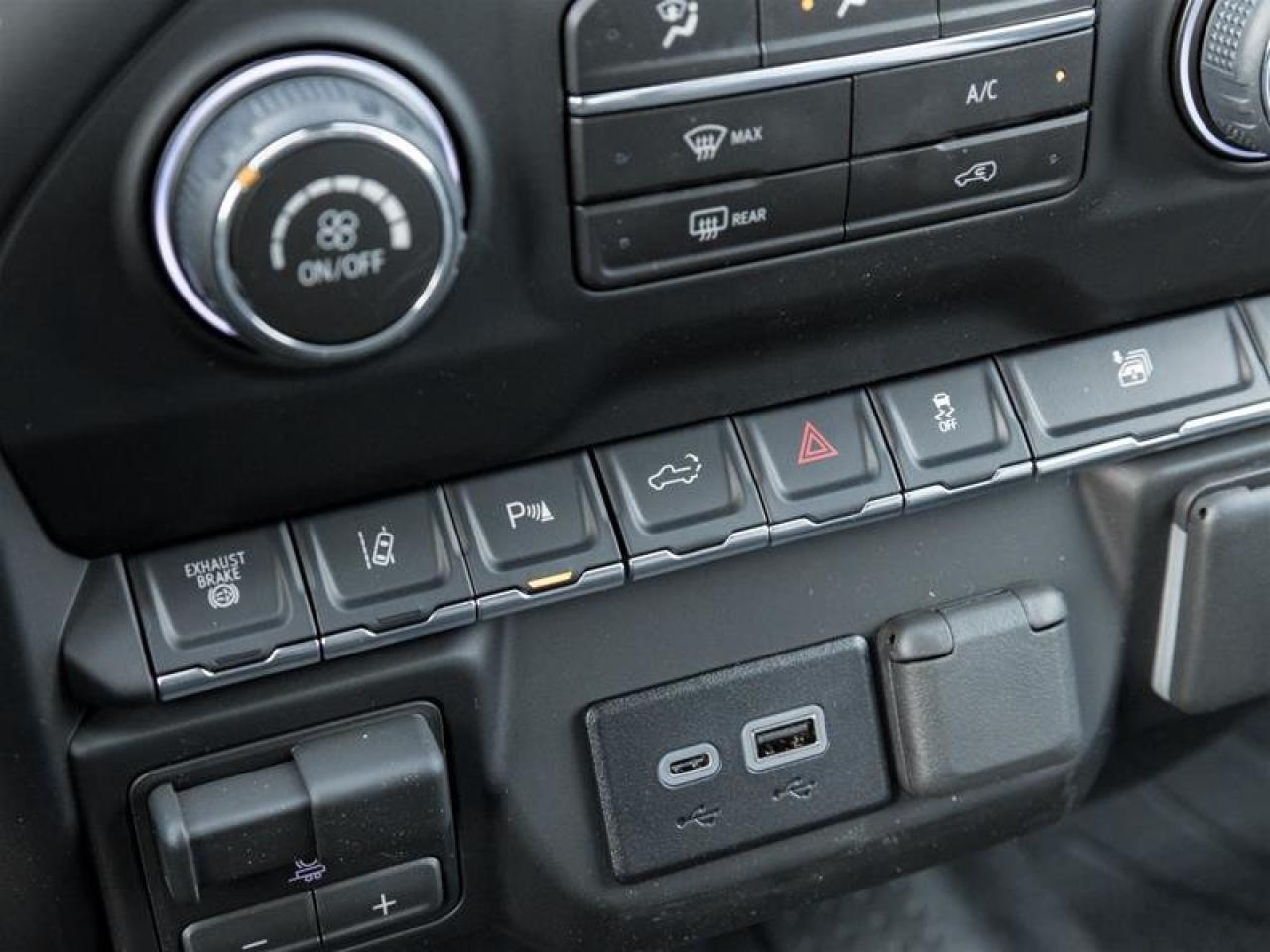 2026 Chevrolet Silverado 2500 HD CUSTOM Photo