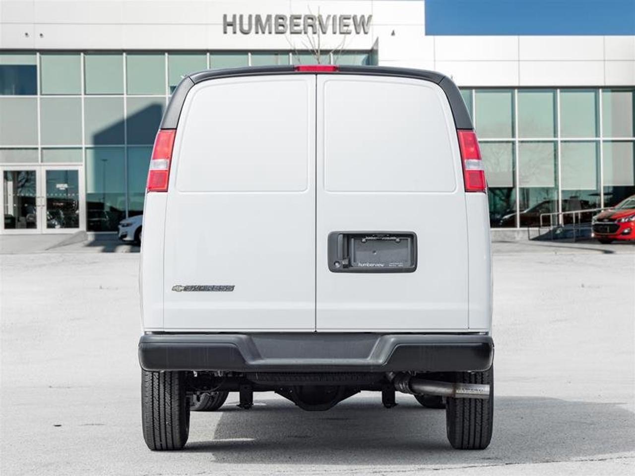 2026 Chevrolet Express Cargo 2500 WT 135'' Photo