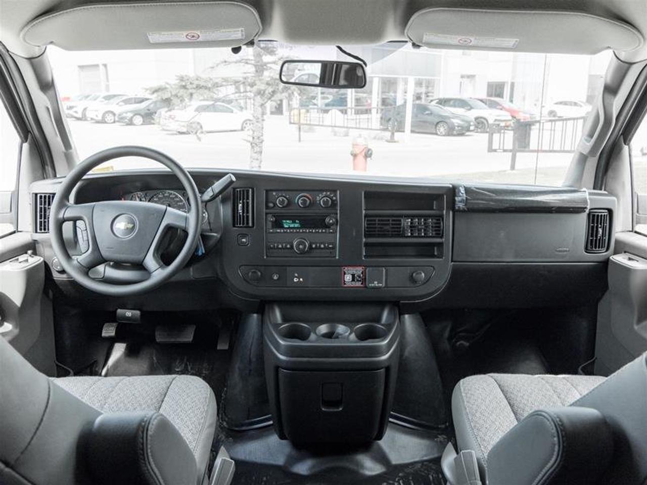 2026 Chevrolet Express Cargo 2500 WT 135'' Photo