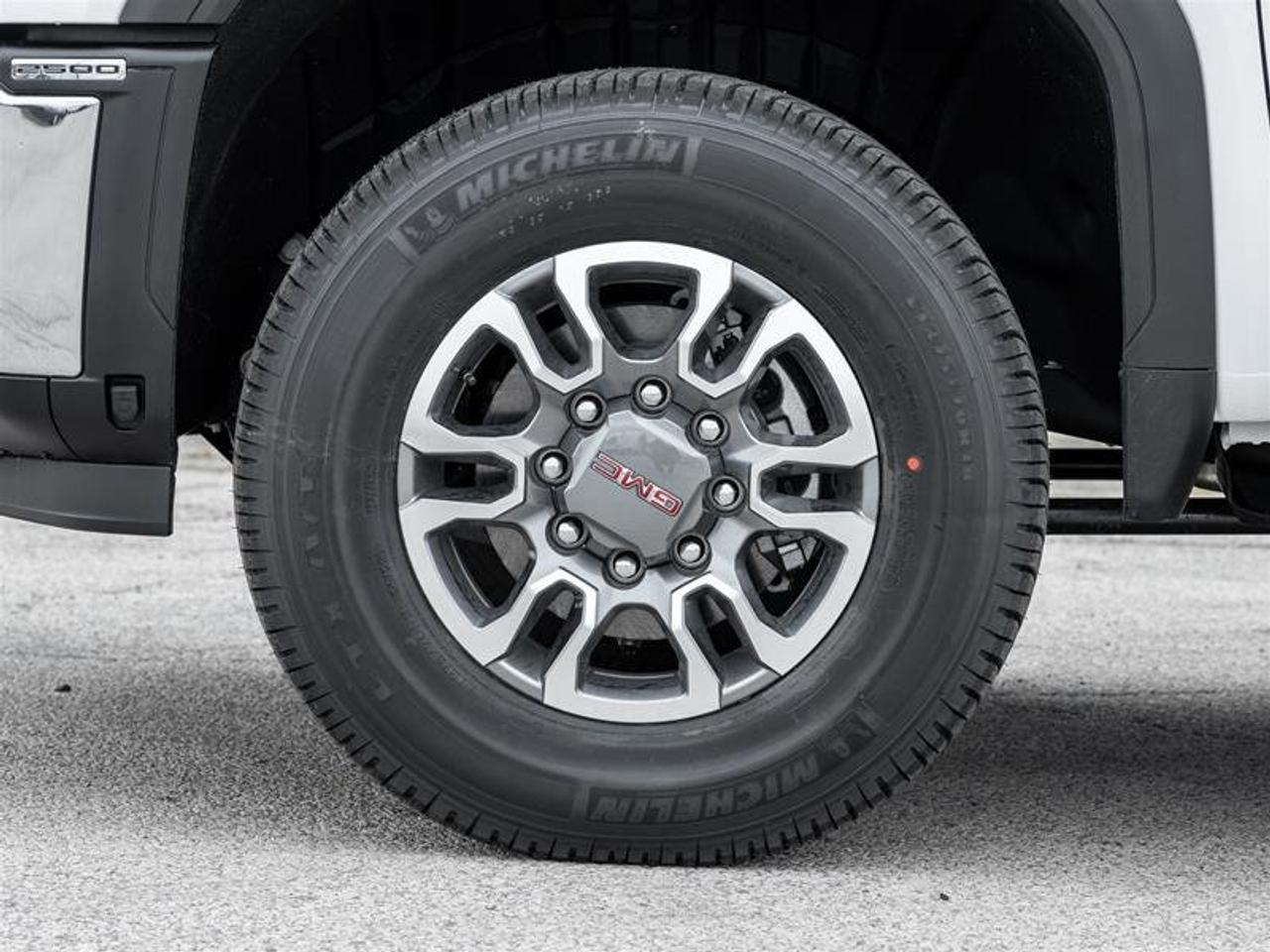 2026 GMC Sierra 2500 HD SLE Photo