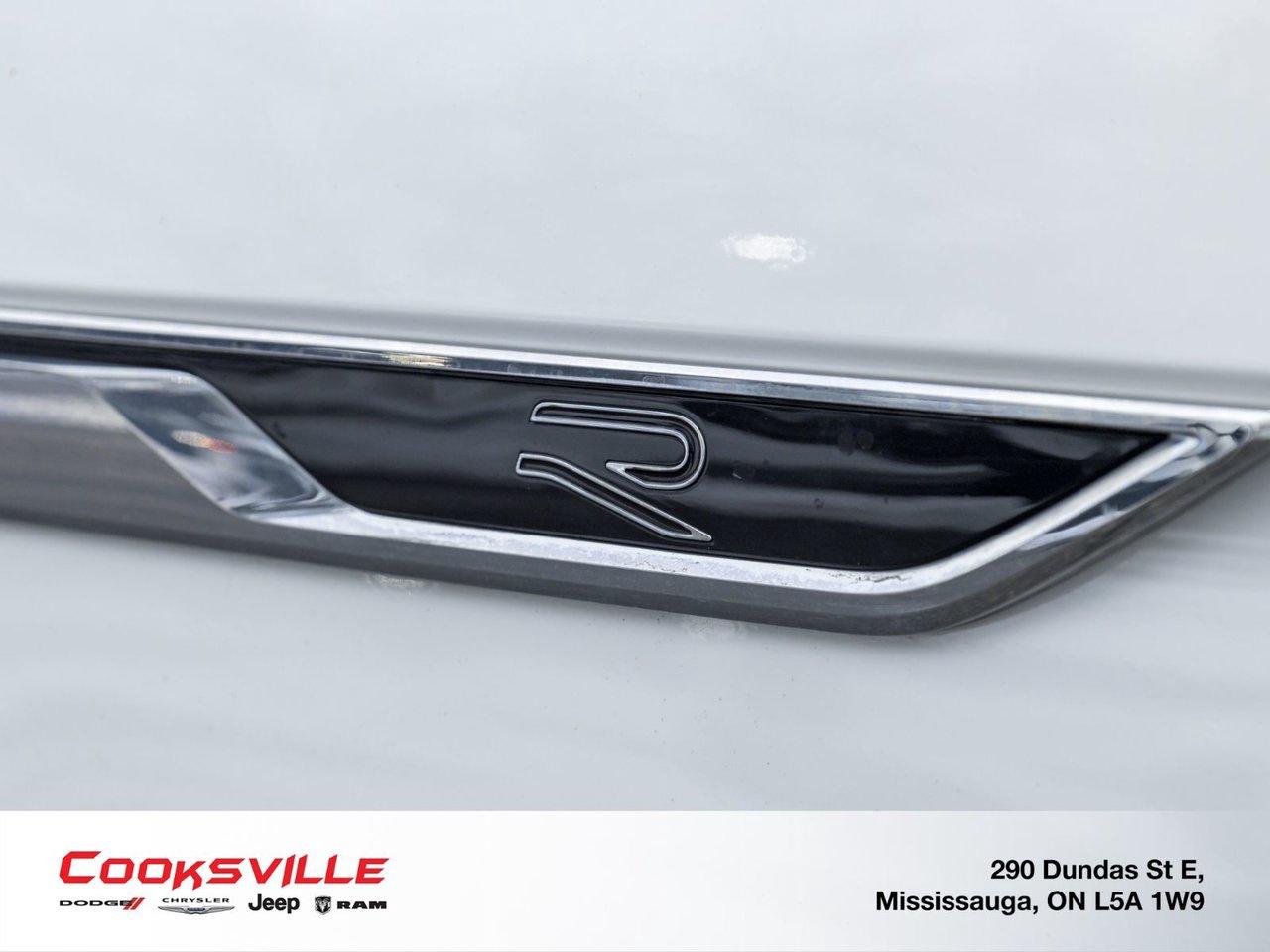 2023 Volkswagen Atlas Execline 3.6L 8sp at w/Tip 4MOTION Photo3