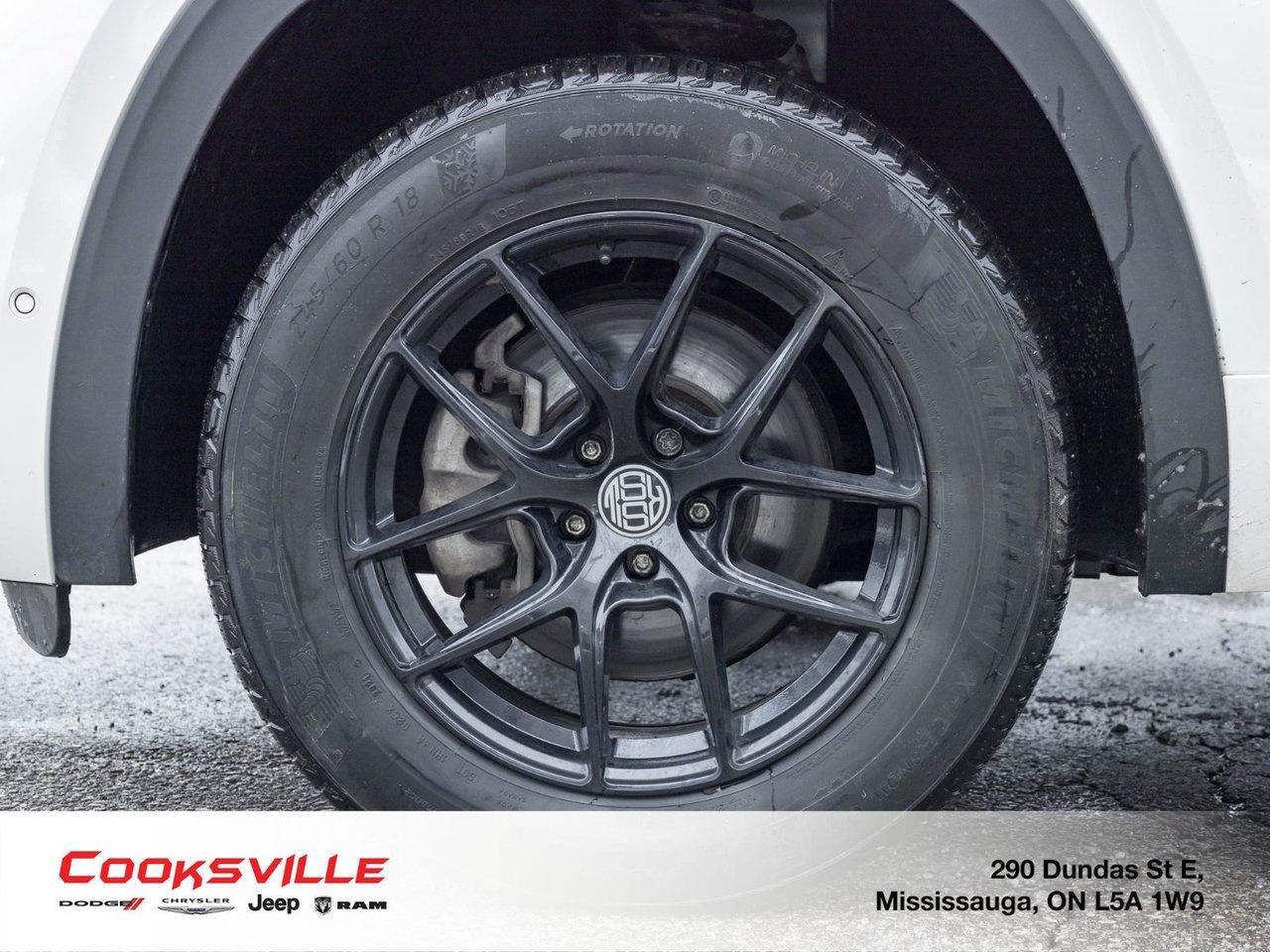 2023 Volkswagen Atlas Execline 3.6L 8sp at w/Tip 4MOTION Photo