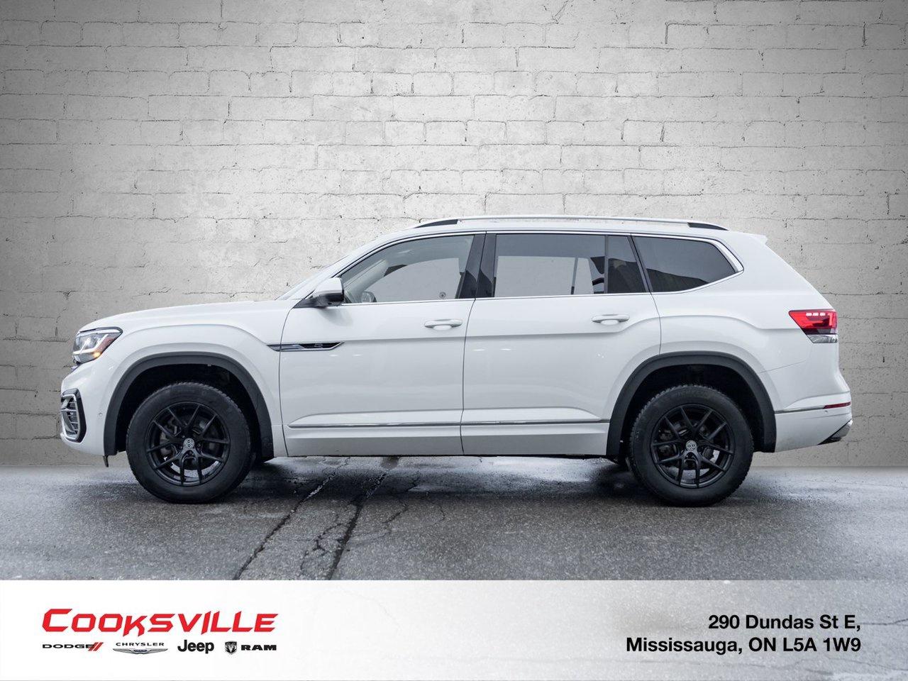 2023 Volkswagen Atlas Execline 3.6L 8sp at w/Tip 4MOTION Photo