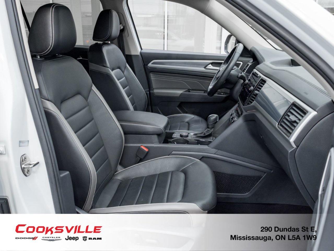 2023 Volkswagen Atlas Execline 3.6L 8sp at w/Tip 4MOTION Photo