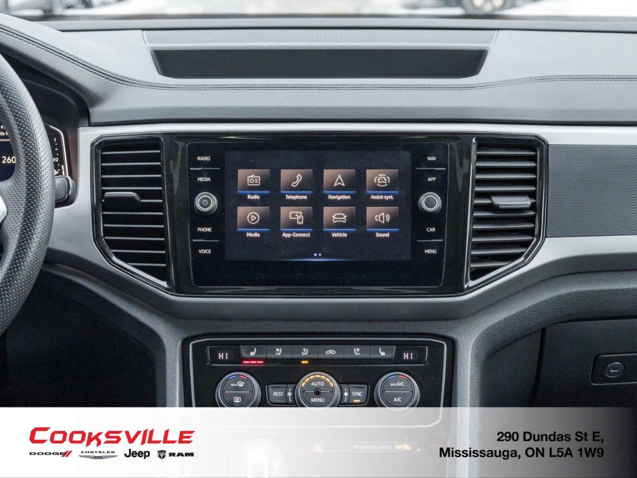 2023 Volkswagen Atlas Execline 3.6L 8sp at w/Tip 4MOTION Photo