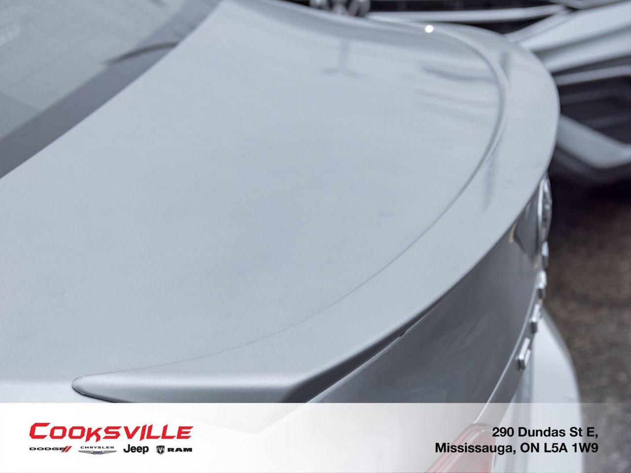 2024 Toyota Camry SE Photo