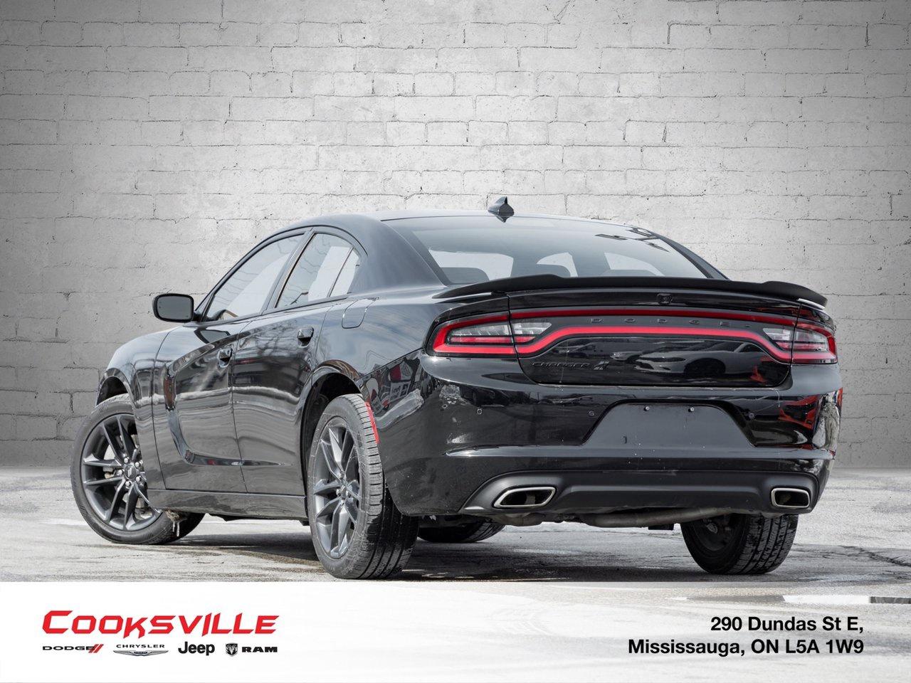 2023 Dodge Charger SXT AWD Photo