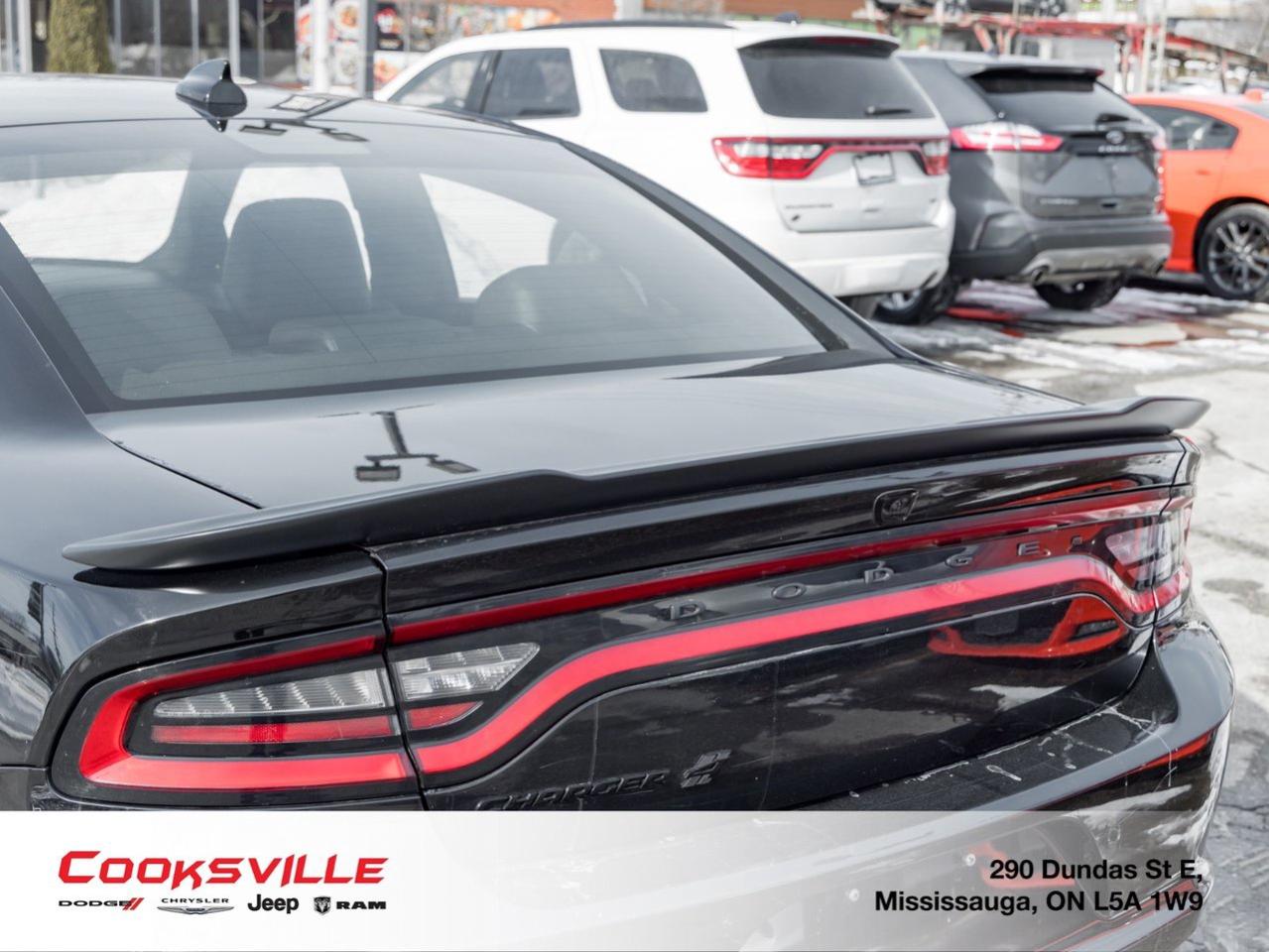 2023 Dodge Charger SXT AWD Photo