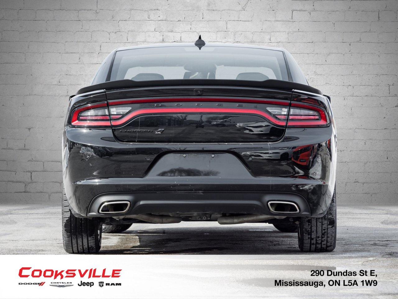 2023 Dodge Charger SXT AWD Photo