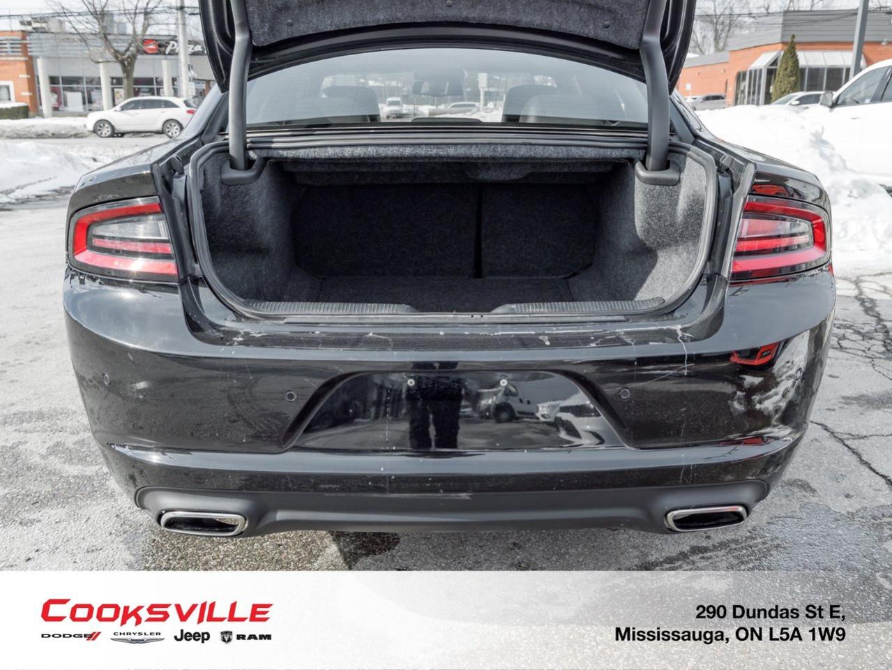 2023 Dodge Charger SXT AWD Photo