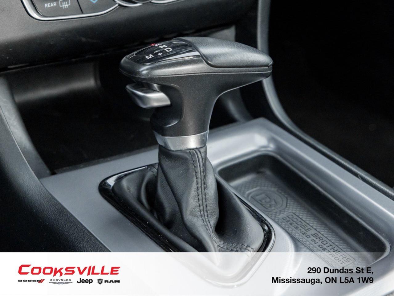 2023 Dodge Charger SXT AWD Photo