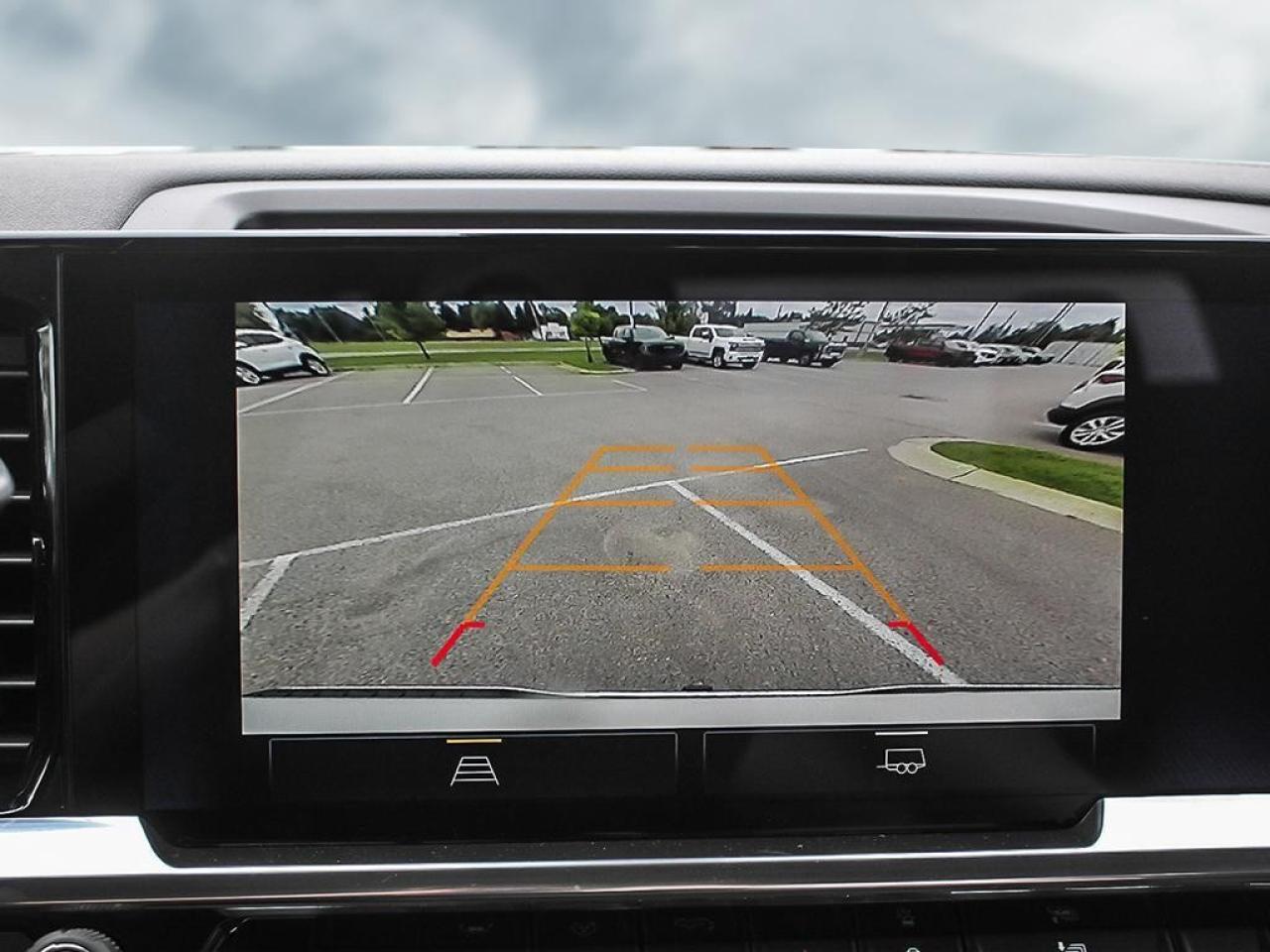 2026 Chevrolet Silverado 1500 Crew Cab Short Box 4-Wheel Drive RST Photo