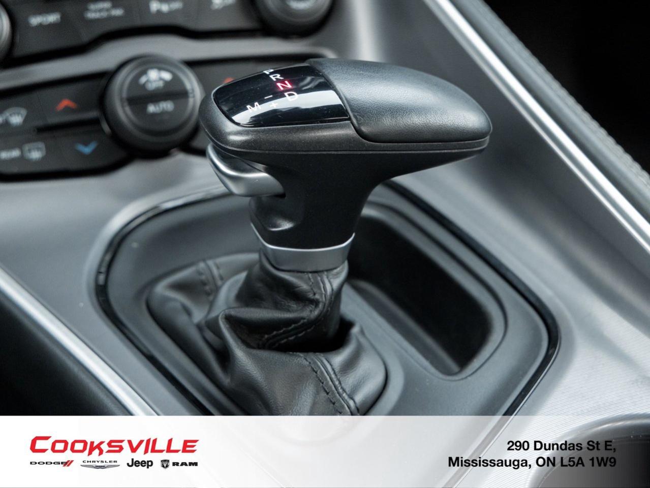 2022 Dodge Challenger GT AWD Photo