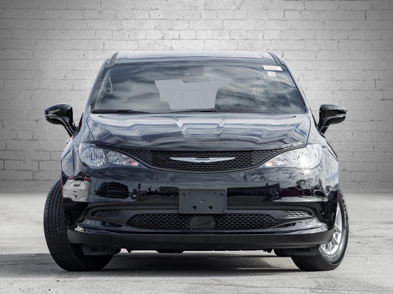 2026 Chrysler Grand Caravan SXT Photo