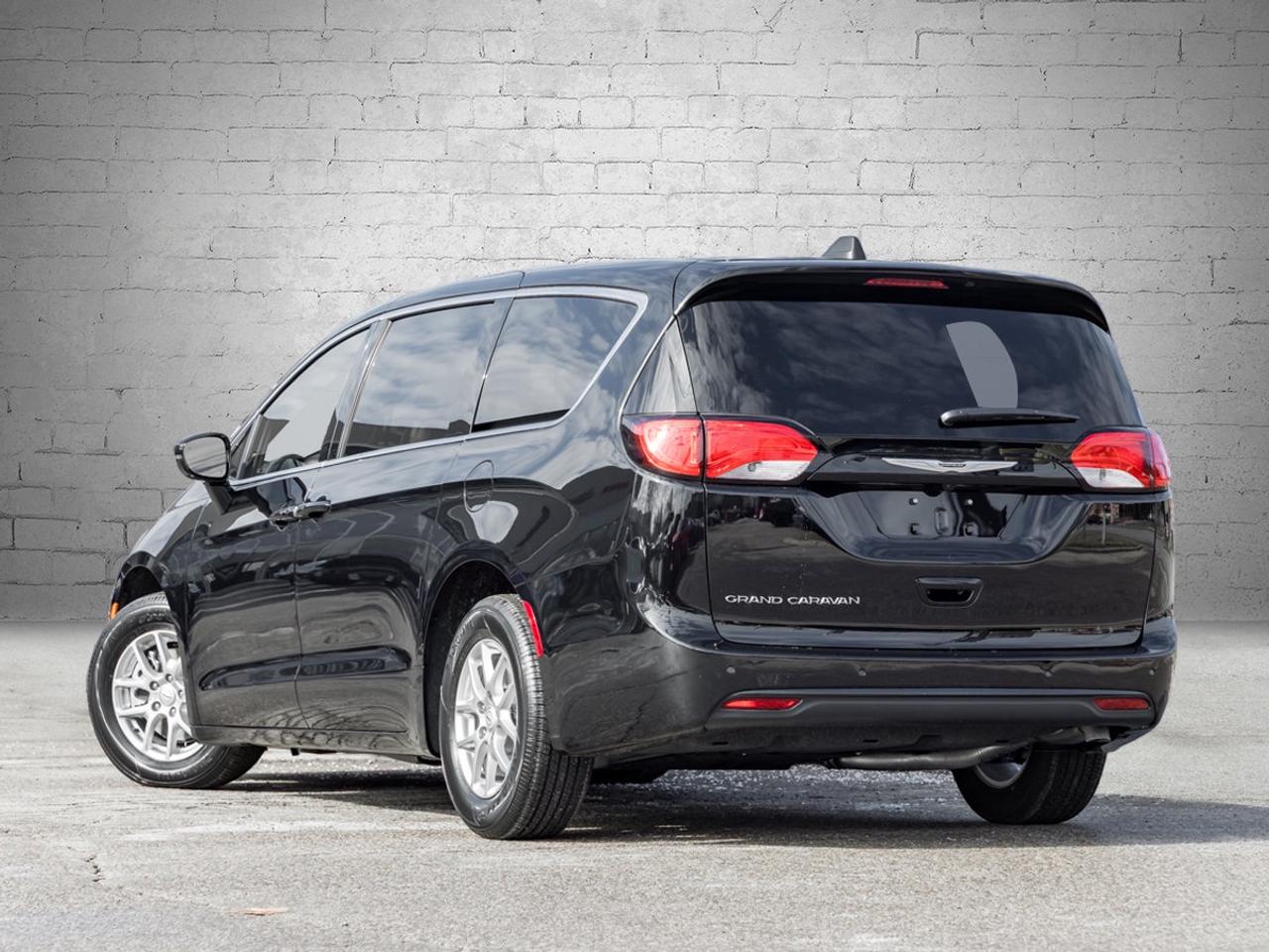 2026 Chrysler Grand Caravan SXT Photo