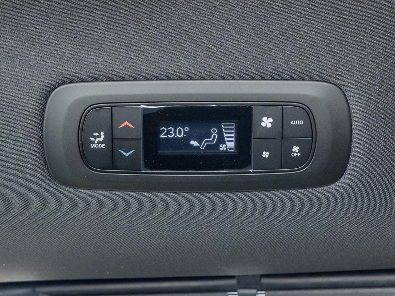 2026 Chrysler Grand Caravan SXT Photo