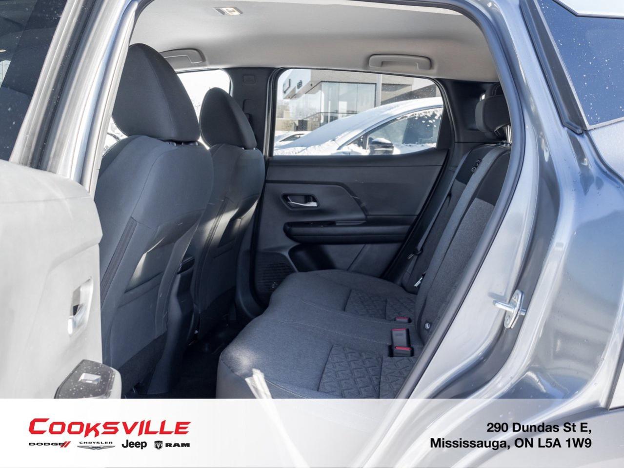 2025 Nissan Kicks Play SV FWD Photo