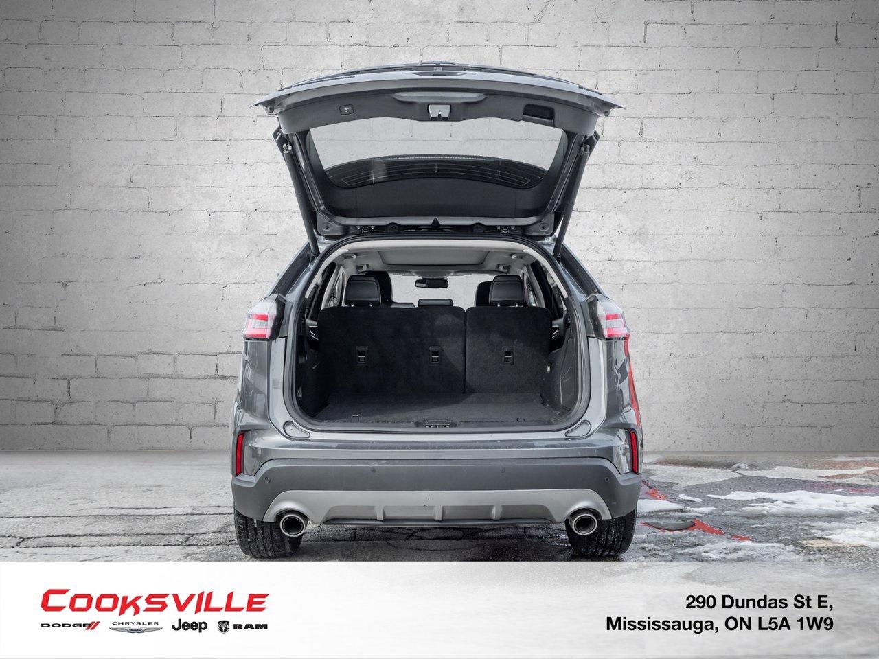 2024 Ford Edge Titanium AWD Photo